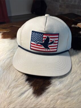 Flag & duck hat